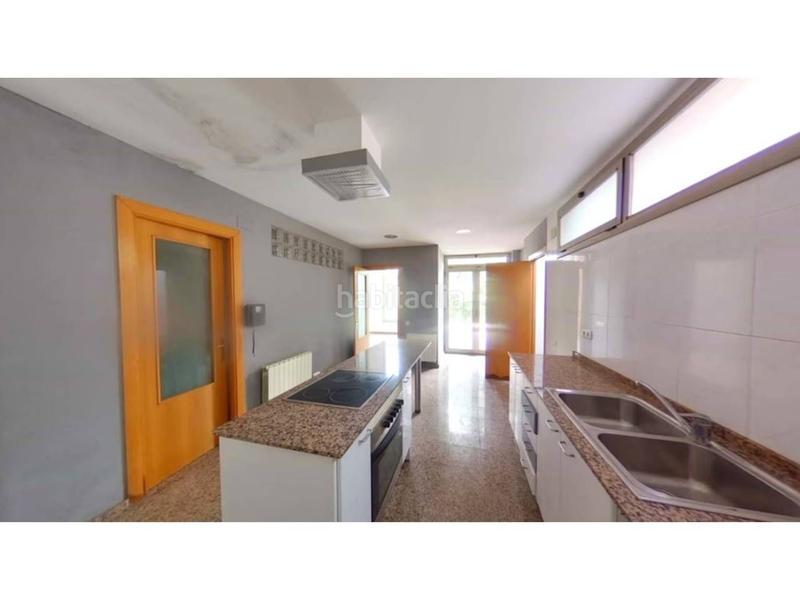 Foto d38a37db-9ab4-4d9b-afe6-5553ec342dda. Chalet avec piscine dans Matadepera