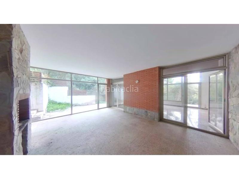 Foto f1640ffd-8f73-4143-837f-d2501c355eba. Chalet avec piscine dans Matadepera