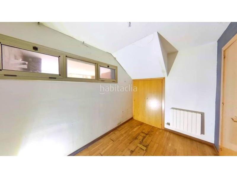 Foto f3358b2c-59db-4d1f-adad-10a1d01224ba. Chalet avec piscine dans Matadepera