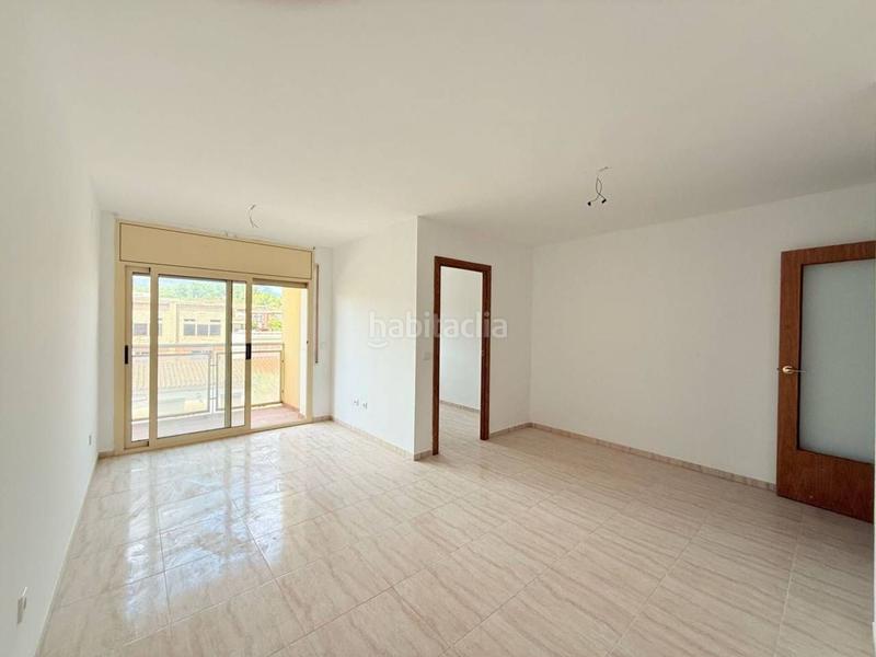 Foto 36eaf6f7-72f4-4f8e-a30f-a100616a87d7. Appartamento con parcheggio in Poble Mont-roig del Camp