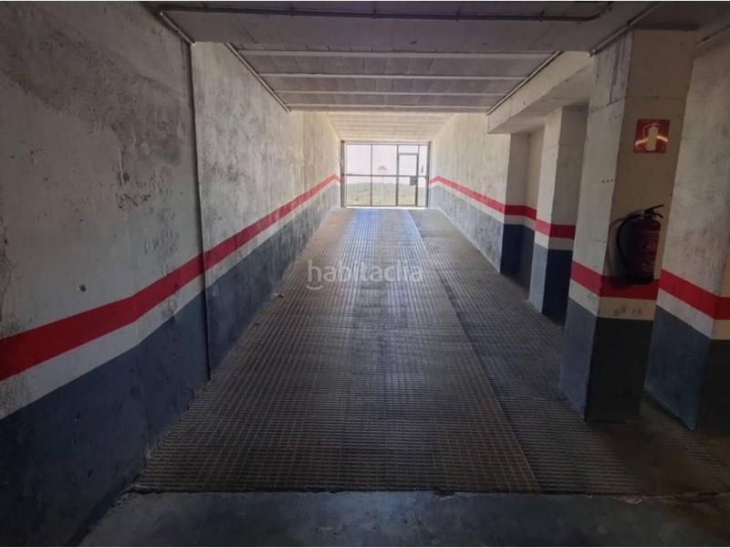 Foto 2afa947f-6ee4-4cd9-8f05-bcd68f067095. Aparcament cotxe a Riera de Gaià (La)