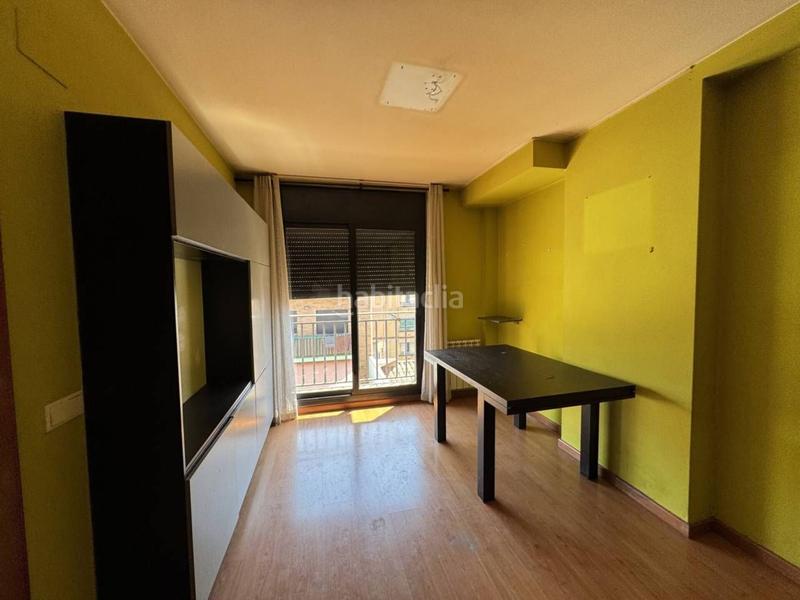 Foto 0c458bfc-b896-483a-9539-c5c6044a96cd. Etagenwohnung mit parking in Casc Antic Ripollet