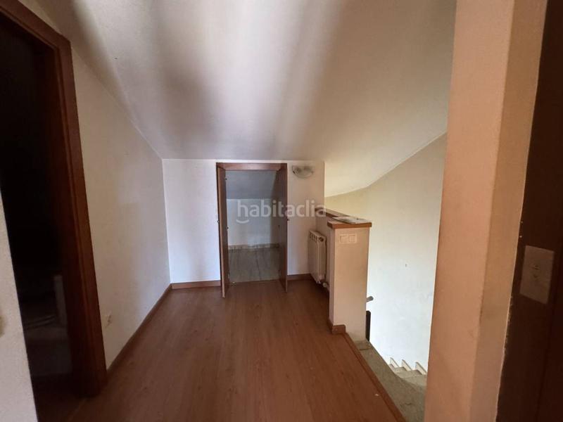 Foto bcdf719b-d1f1-4162-b008-3d0f70af22f9. Pis amb aparcament a Casc Antic Ripollet