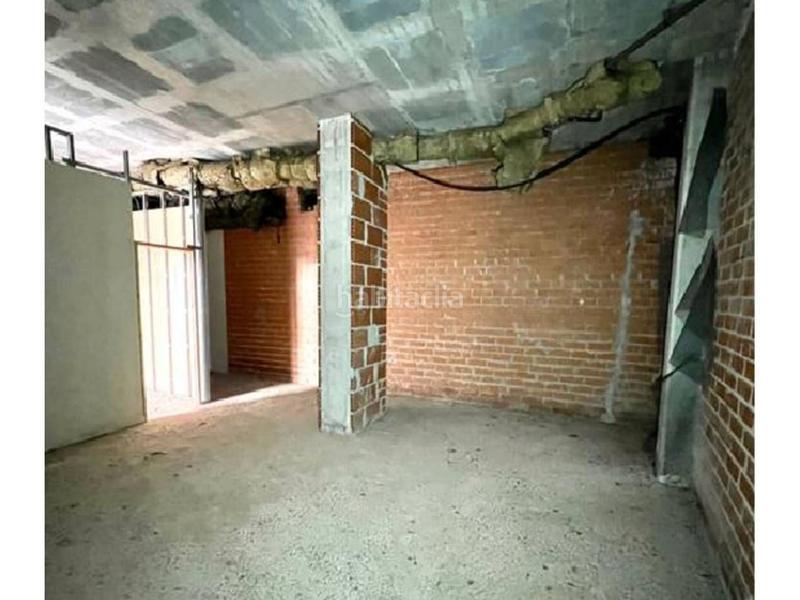 Foto 47423fcb-b004-4158-9d89-6a4fbd479175. Local comercial en calle de nàpols 22 en Parc Central Barberà del Vallès