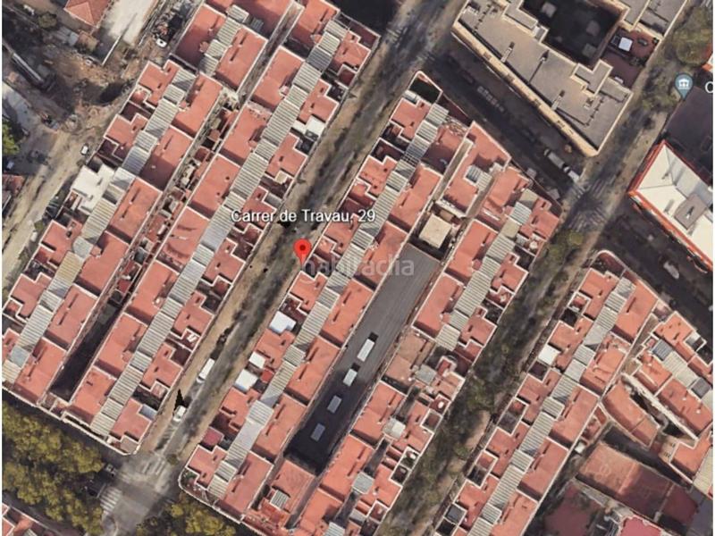 Foto ab474e14-c8c1-4289-a7f2-33ce2984c03f. Local comercial a Turó de la Peira Barcelona