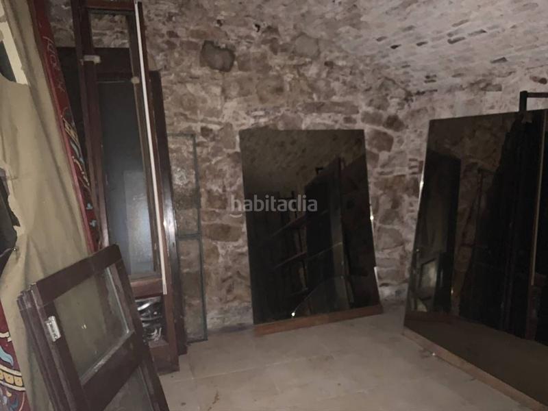 Foto 4d70ec0e-7430-4e6b-bb99-406b90eab6f9. Business premise in calle de les cabres 10 in Raval Barcelona
