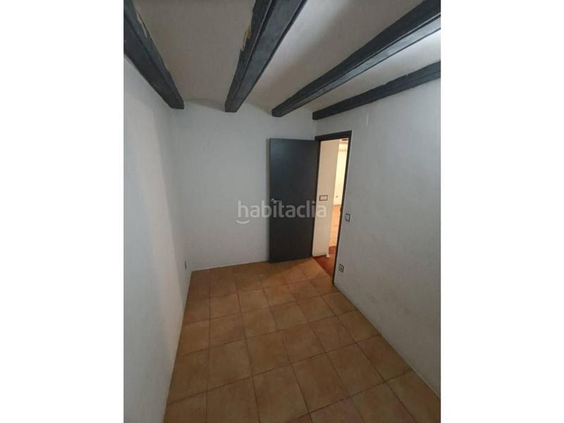 Foto 98a60ed3-4401-4511-80c4-a8f05a266f72. Local comercial a Raval Barcelona
