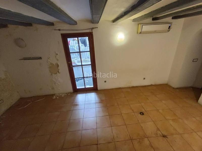 Foto b213c5e9-5f05-400d-ad81-7b126b3be1b5. Local comercial a Raval Barcelona