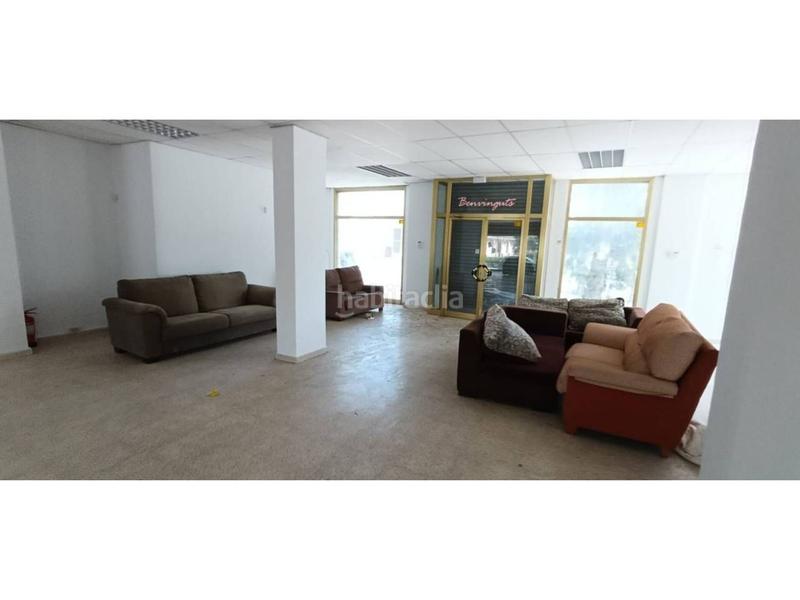 Foto 9a5cd90d-a0d7-41f2-a095-92ecc41a7b9f. Locale commerciale in Torreforta Tarragona