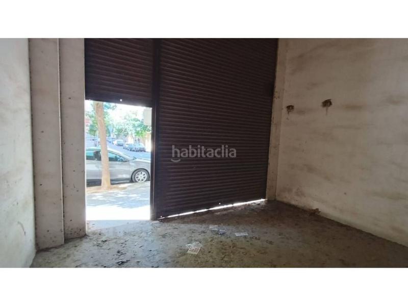 Foto 1d94d90a-fd6c-489c-8632-ca2bf018e9a3. Local comercial a Llevant Reus