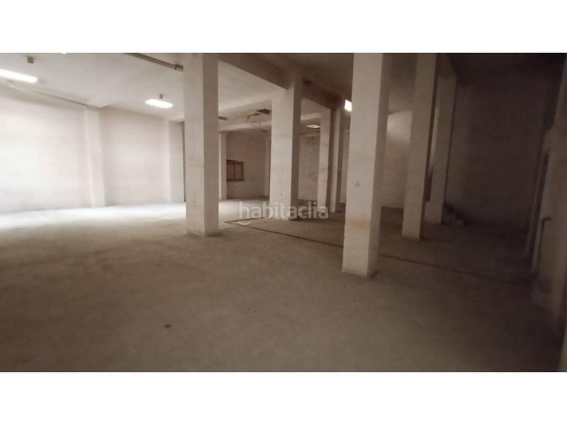 Foto f1a948be-351a-425f-9325-bd9c1ba62f16. Local comercial a Llevant Reus