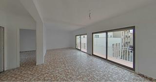 Pis a Collblanc. Piso al lado del mercado de collblanc