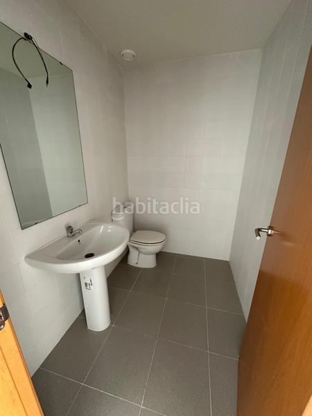 Foto 02eb60ad-2907-4142-862b-ebbba603a186. Local comercial a Cunit residencial Cunit
