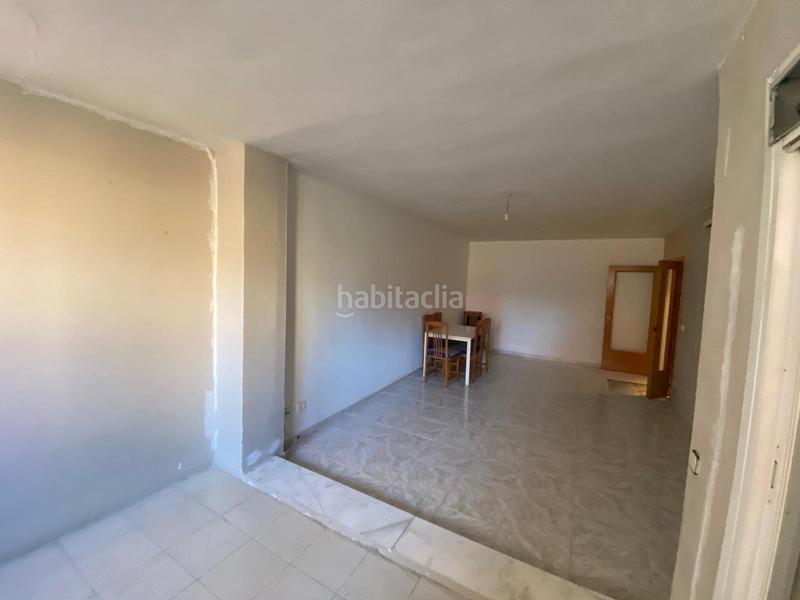 Foto b31af5d1-67c8-43f3-933b-6221826c7e90. Pis amb aparcament piscina a Centre Reus