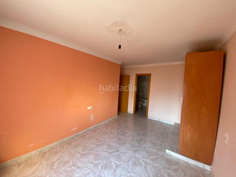 Foto b38f9c1c-ac92-44d8-bd47-59214f8d686a. Pis amb aparcament piscina a Centre Reus