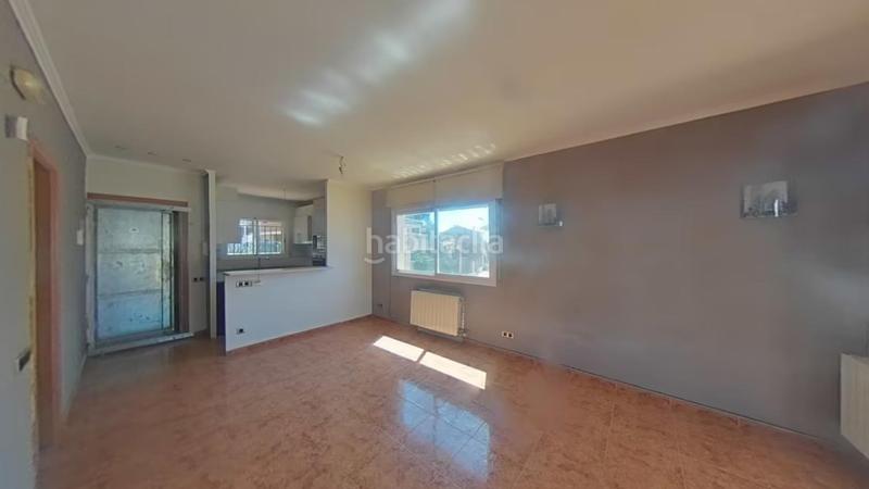 Foto 2b6a5d26-209b-4f99-a12a-457cc500c426. Chalet mit parking in El Tancat-Mas d´en Gual Vendrell (El)