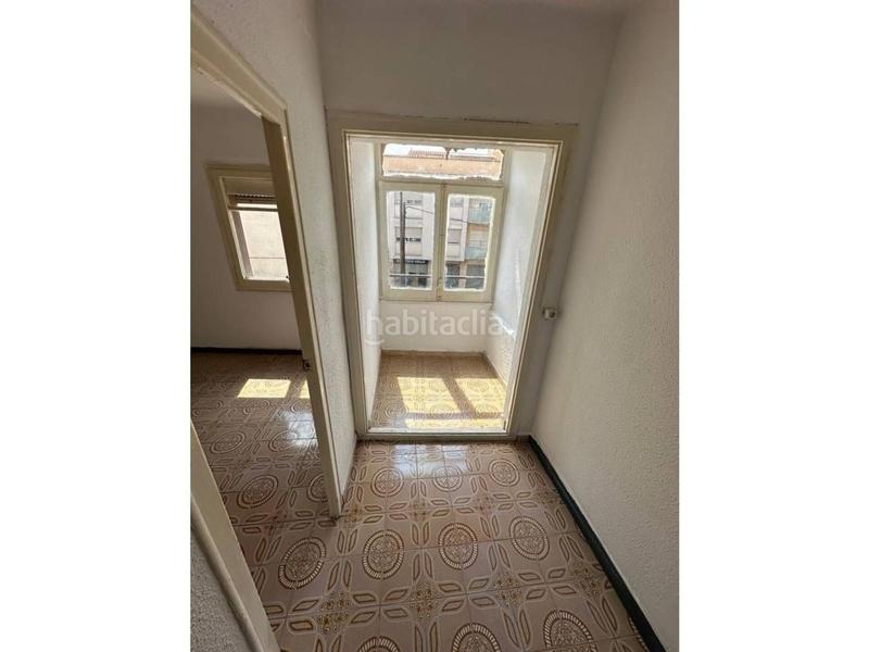 Foto 51d08c84-e441-479c-8134-4b487f0fb983. Appartement dans Safaretjos Santa Coloma de Gramenet