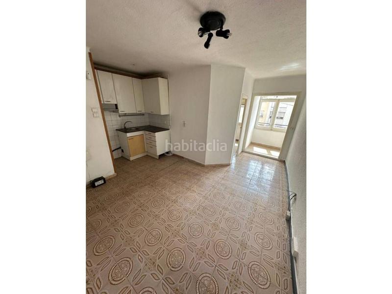 Foto e9e5cefb-7ff8-4bf5-92d6-b704ddea58c4. Appartement dans Safaretjos Santa Coloma de Gramenet