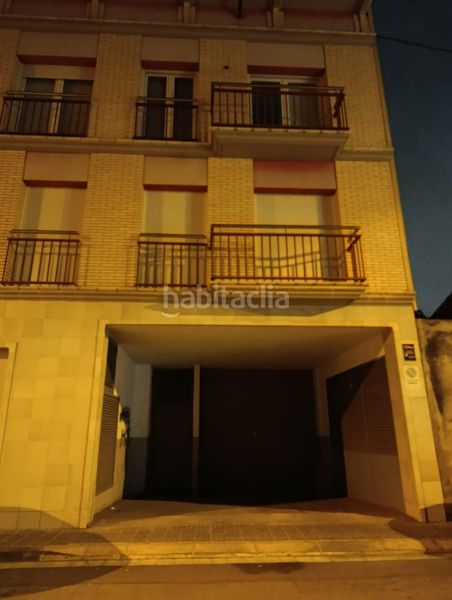 Foto dd3b56c3-3be2-4634-b9bc-e660db5d6bbb. Aparcament cotxe a Hostal Granollers