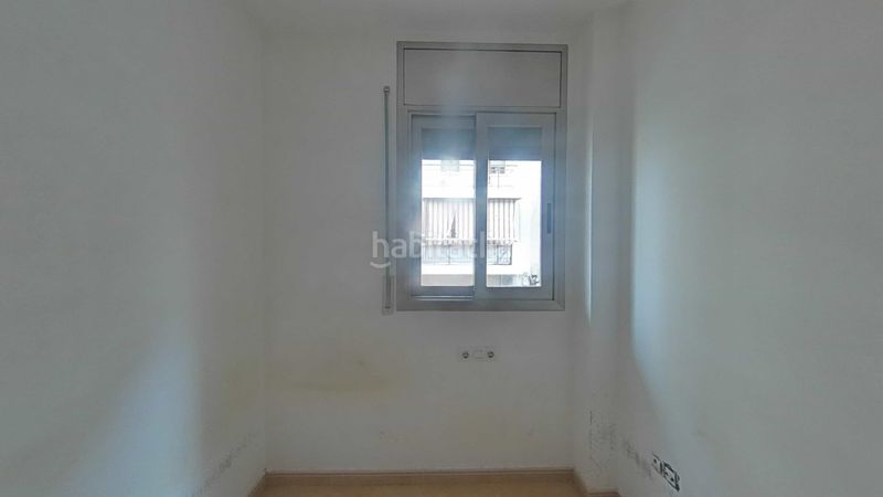 Foto 3f8d6527-db0e-4cd9-aa37-66f61193f9e8. Pis amb piscina a Centre Torredembarra