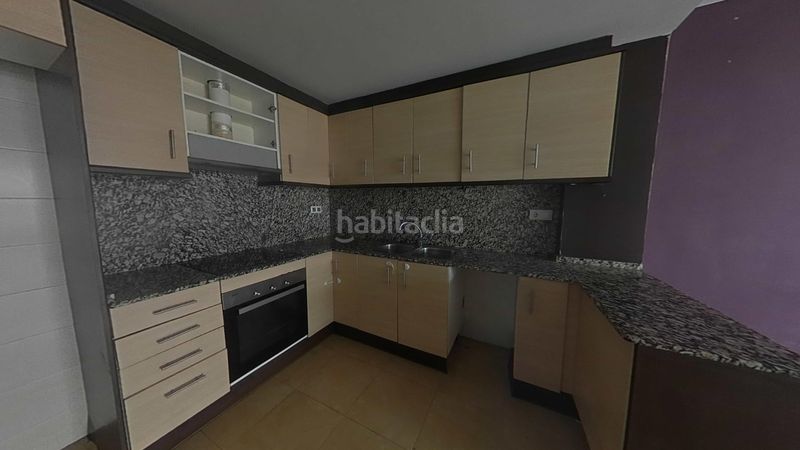 Foto fe28c362-0050-4e30-bca8-34128e8f30ec. Pis amb piscina a Centre Torredembarra