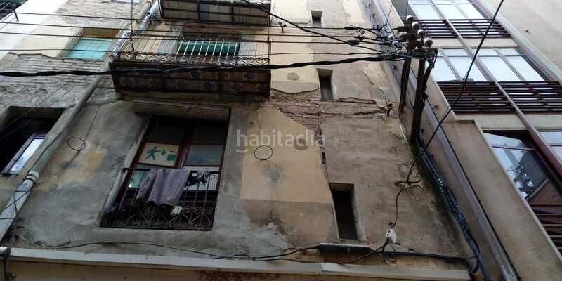 Foto f35926a6-3d52-408d-8e2d-bead4e202150. Pis a Centre Tortosa