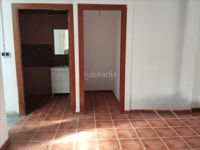 Foto eb1f3814-6885-4147-9dc5-831ebf6bef80. Local comercial a Malgrat de Mar