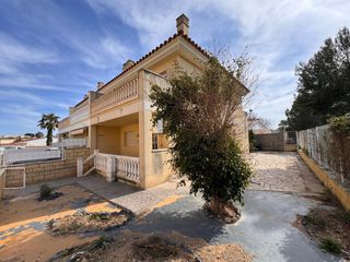 House in Platja de Mont-roig