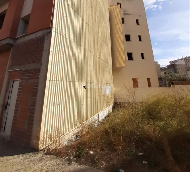 Foto b7996c52-0588-4b40-b5ff-e60a00fa0c03. Edificio in Nord La Ràpita