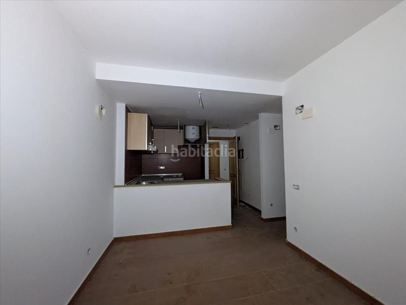 Foto 25da929b-d2b4-4eef-9198-3d844826e085. Edificio en Deltebre