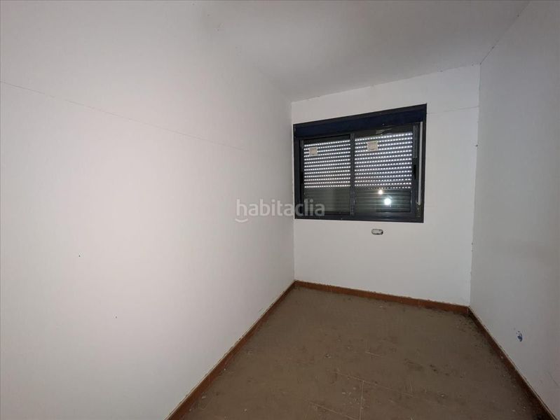 Foto 67c4cb9a-28d5-44ec-baa1-aab64c8e2460. Edificio en Deltebre