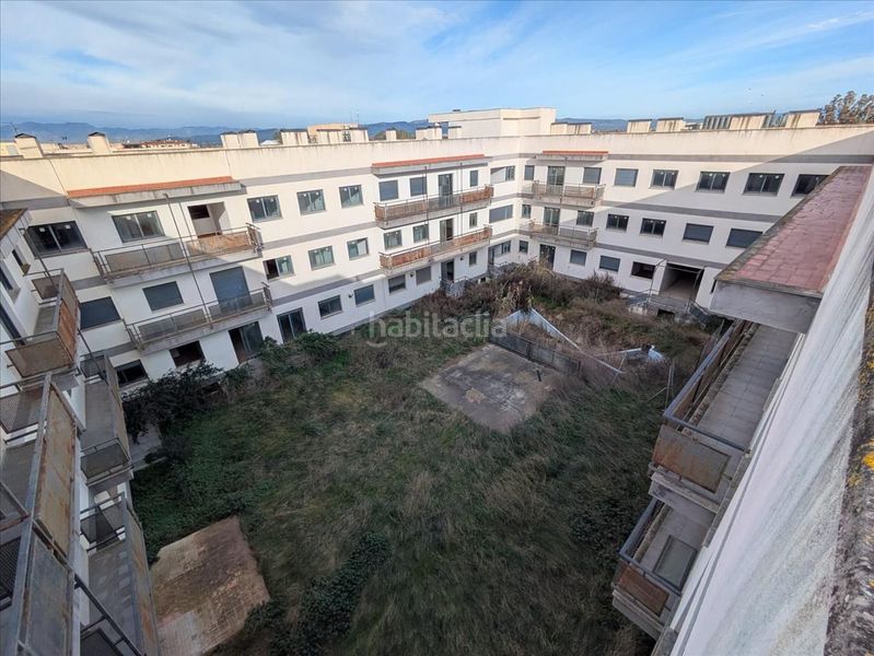 Foto bb91be30-8486-469b-8df4-55dfb21926f7. Edificio en Deltebre