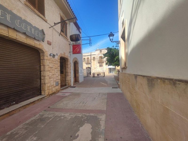 Foto cd5b46dc-d56f-4d71-82c8-39e05fcfed86. Edificio en Creixell