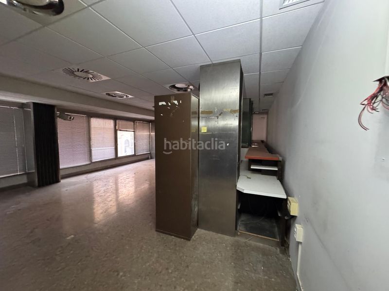 Foto 07469b99-601d-47f8-add1-09e1f02c80c1. Local comercial a plaça dalt 7 a Móra d´Ebre