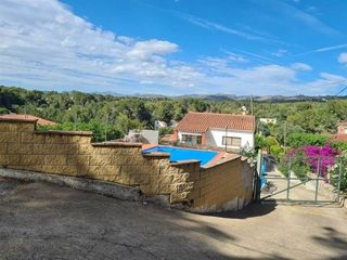 Maison à Urbanitzacions