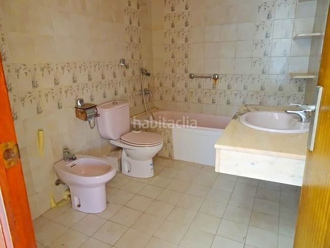 Foto f78adf62-8523-43f8-8018-21c76eb70049. Piso en Masroig (El)