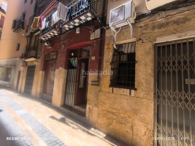 Foto a0db0ec3-98e5-48e3-bd3c-ec3cbcc2ae5c. Pis a Centre Tortosa