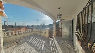 Casa aparellada a Albinyana