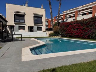 Casa pareada en Santa Maria-l´Eixample-Sud Sumella