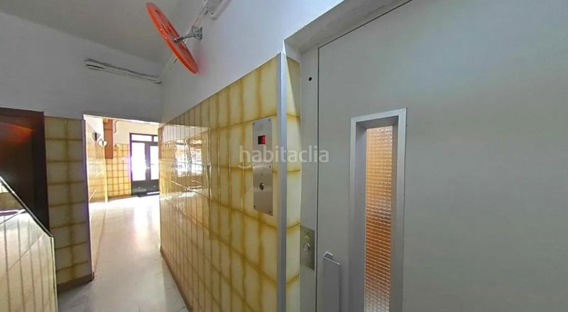 Foto af8c5a21-12ea-474e-b164-59e9a6342876. Pis a Llefià Badalona