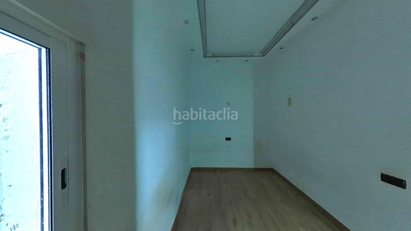 Foto 0cb8d9a6-aebc-4f3f-aee2-dd15cb2f3399. Planta baixa a Porta Barcelona