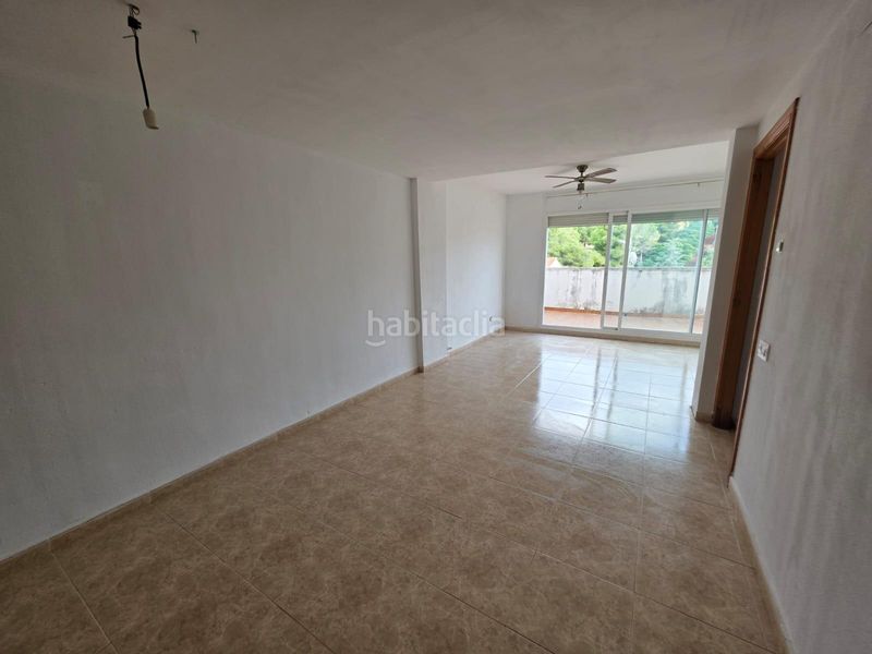 Foto 53f0f8b3-9f78-4603-9546-8176ef7416ef. Casa adossada a Roda de Barà