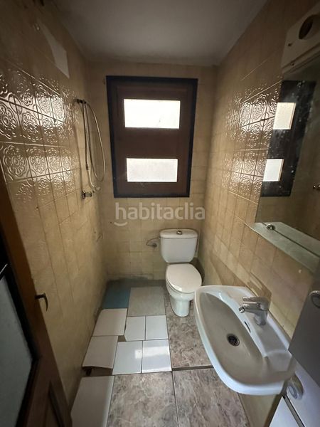 Foto d255f7d5-1cf5-43c8-a8ad-a43041dec394. Casa adossada a Centre Vendrell (El)