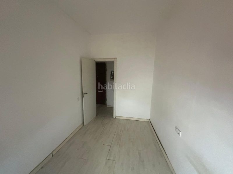 Foto cc2501fe-65ea-408a-8fd1-2b7247a3ce55. Planta baixa a Nucli Urbà Esparreguera