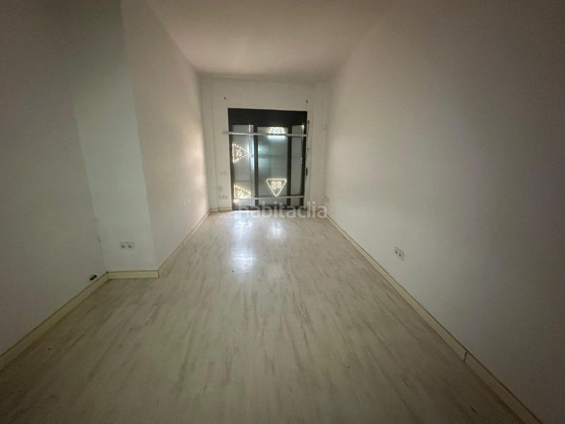 Foto cfc1168d-dadc-4d9b-b2e8-b7660cd3e62b. Planta baixa a Nucli Urbà Esparreguera