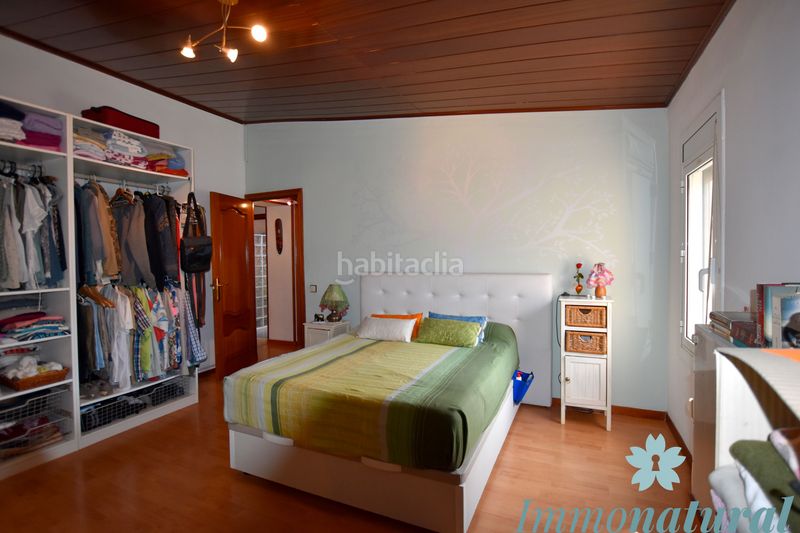 Foto 6eb8ae3b-1106-4cfb-8460-224ca6f7d1d8. Chalet en Torrelles de Llobregat