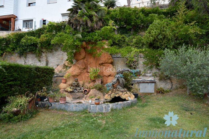 Foto 864716ff-c726-48cf-9f69-f7c51a6a4366. Chalet en Torrelles de Llobregat
