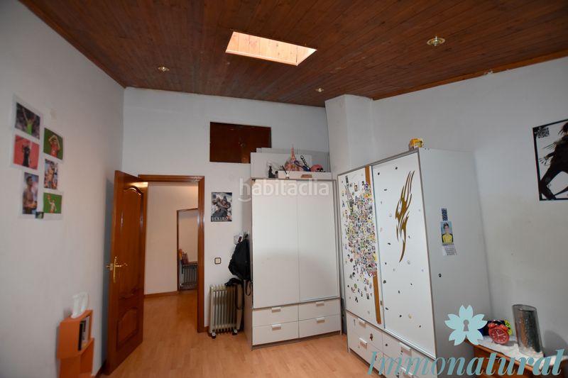 Foto a020065d-1b96-4cb2-91b4-cc8cec596159. Chalet en Torrelles de Llobregat