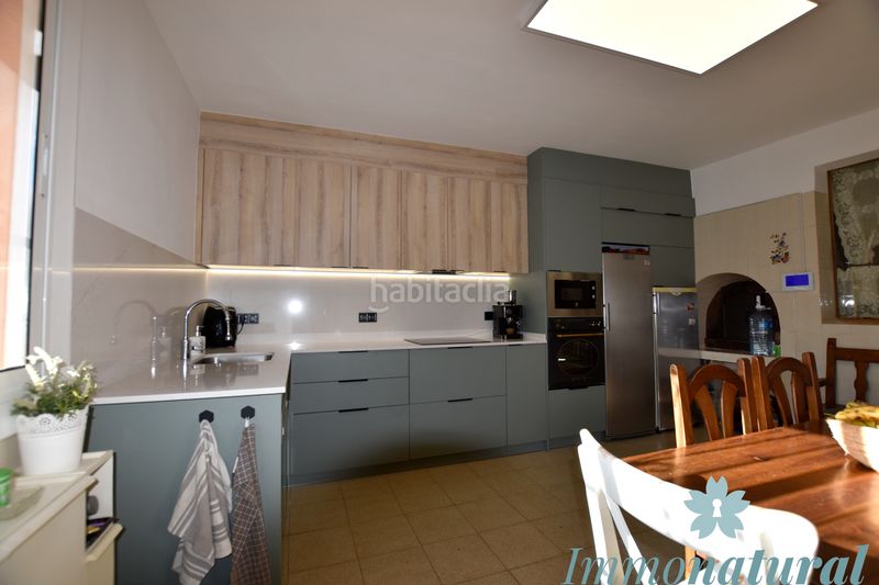 Foto f4e02a5f-c091-4405-9e5b-19ab5441c386. Chalet en Torrelles de Llobregat