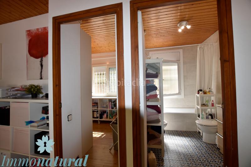 Foto 3c7004f8-74c5-414f-9945-bf02b2a71cc5. Chalet mit kamin heizung parking pool in Torrelles de Llobregat